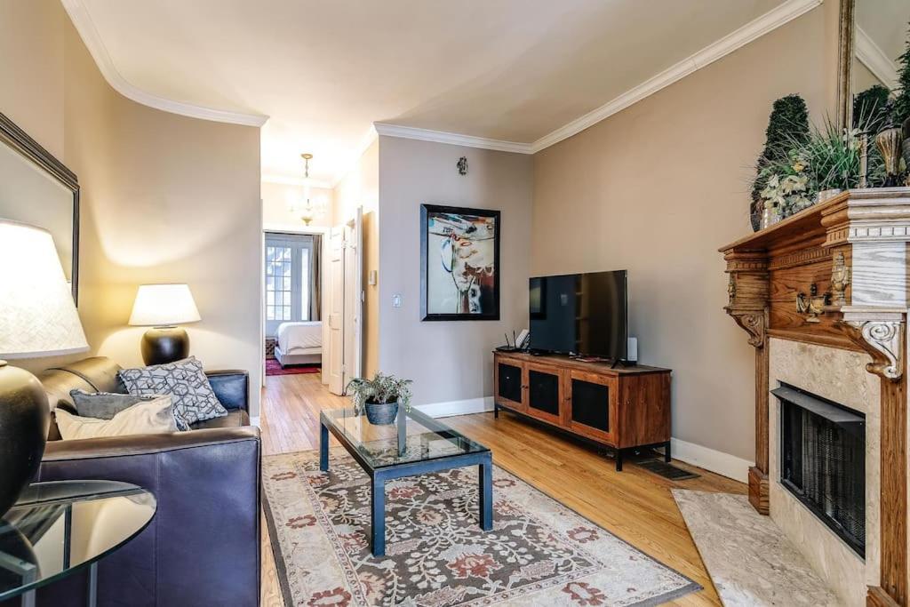 Apartamento Brownstone In Gold Coast Chicago Exterior foto